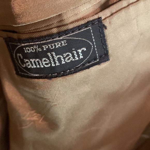 The Barrister Collection 100% pure Camel hair in  great condition. - Picture 5 of 7